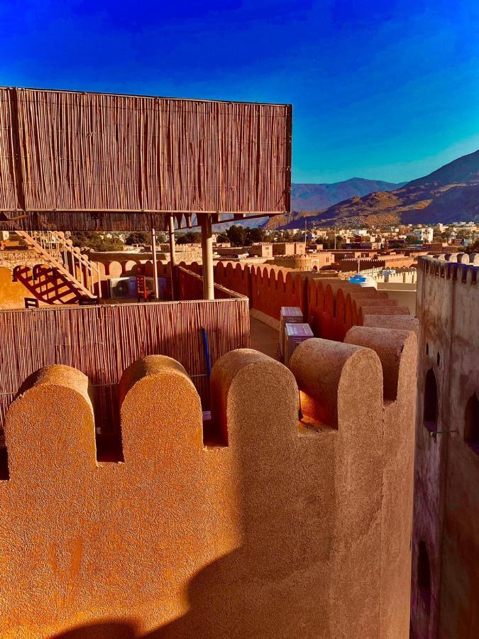 Jawharat Alaqar Inn نزل جوهرة العقر Nizva Dış mekan fotoğraf